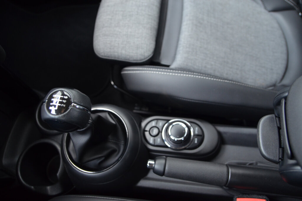MINI Cooper 17