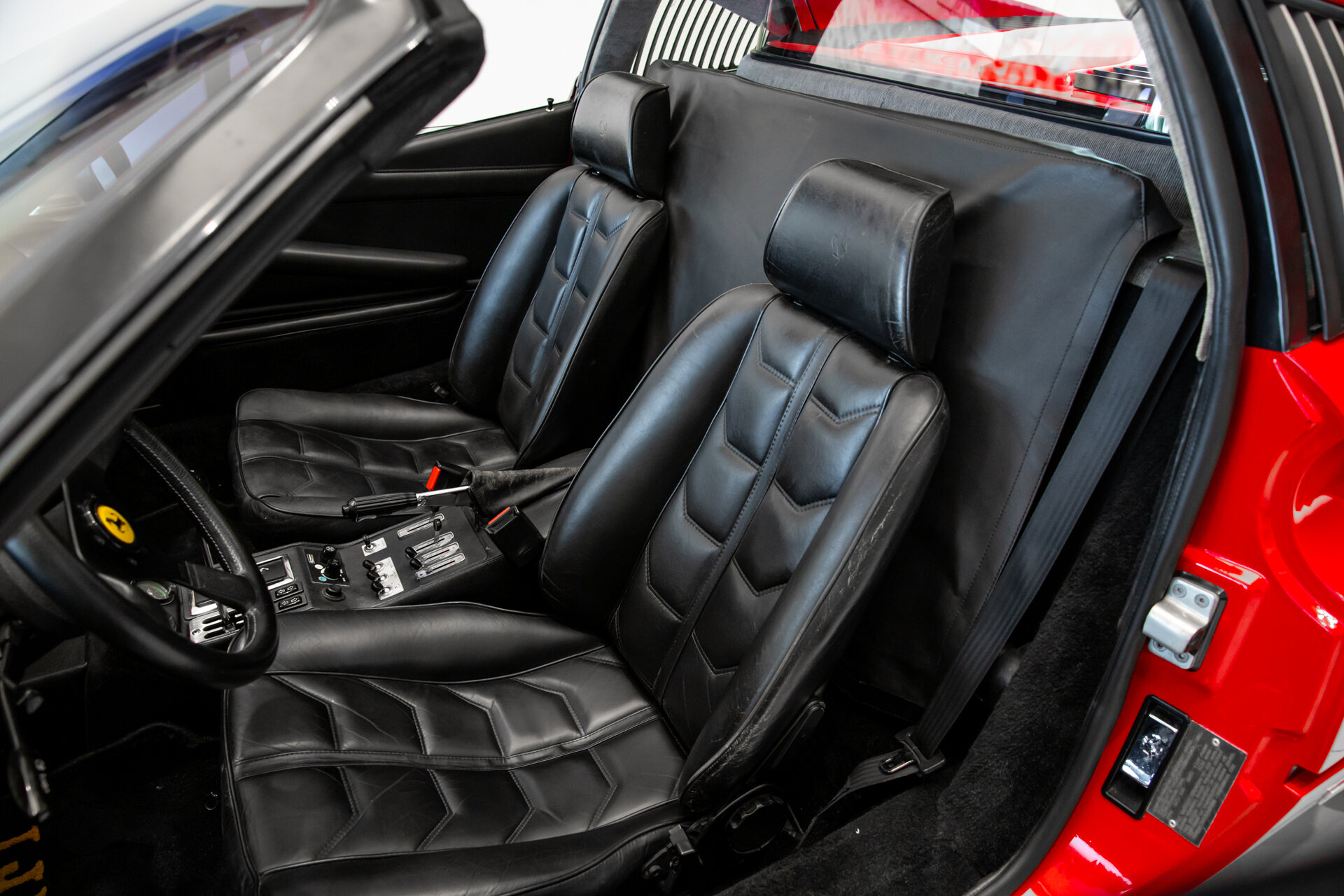 Ferrari 308 GTSi Quattrovalvole - Afbeelding 4