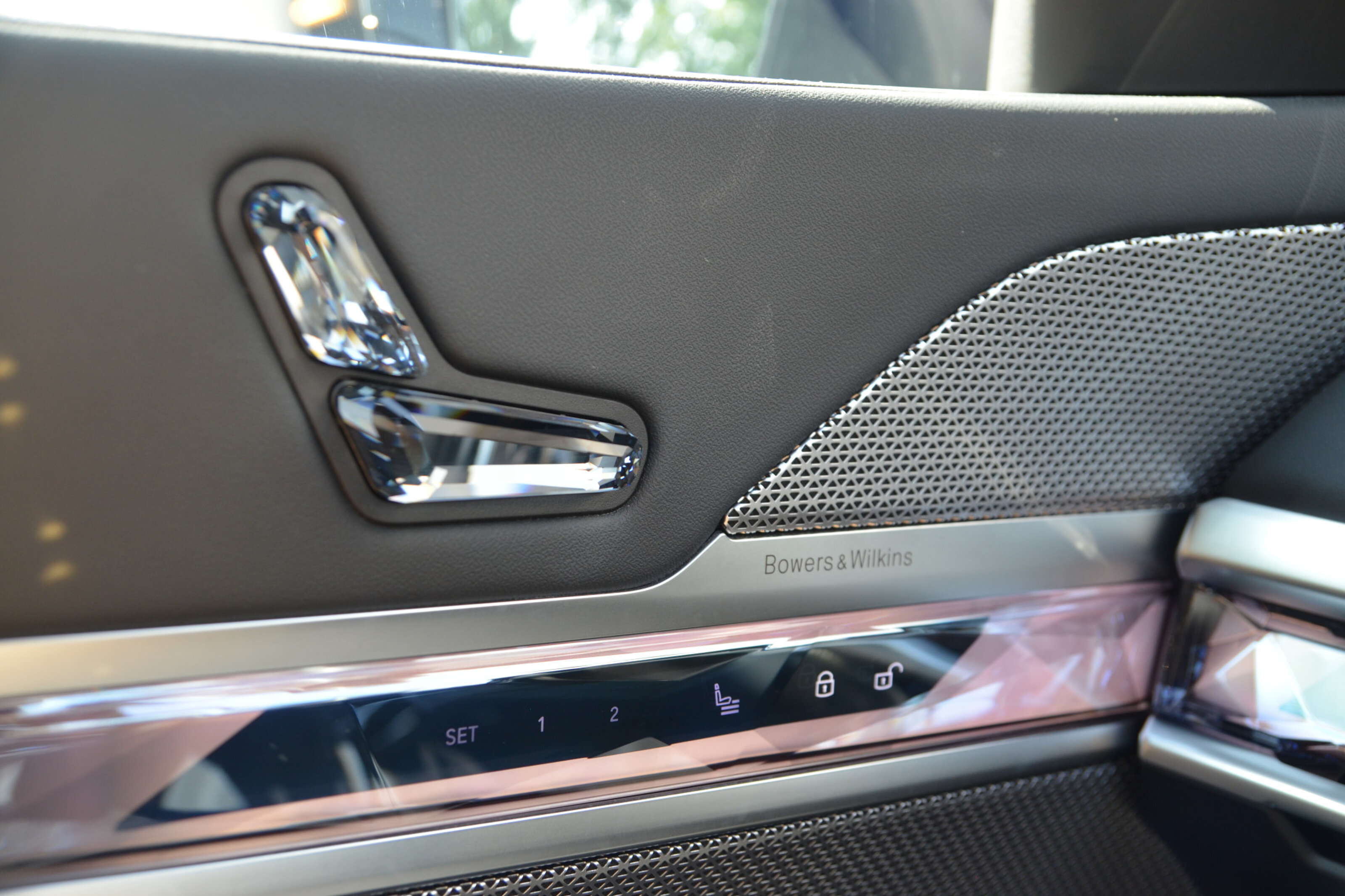 BMW i7 9