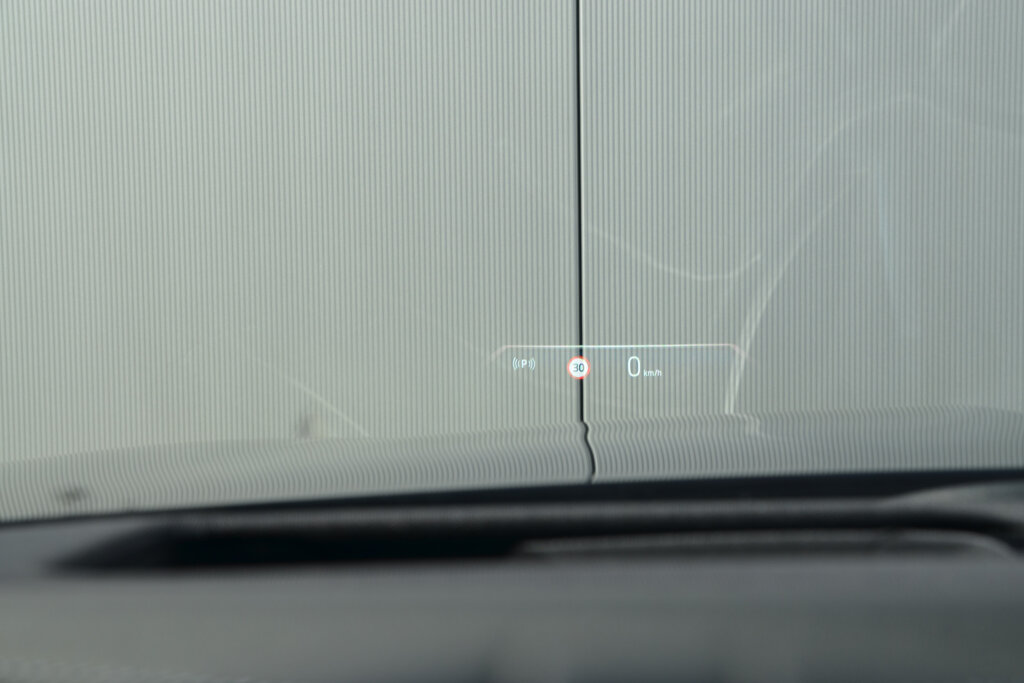 BMW i7 19