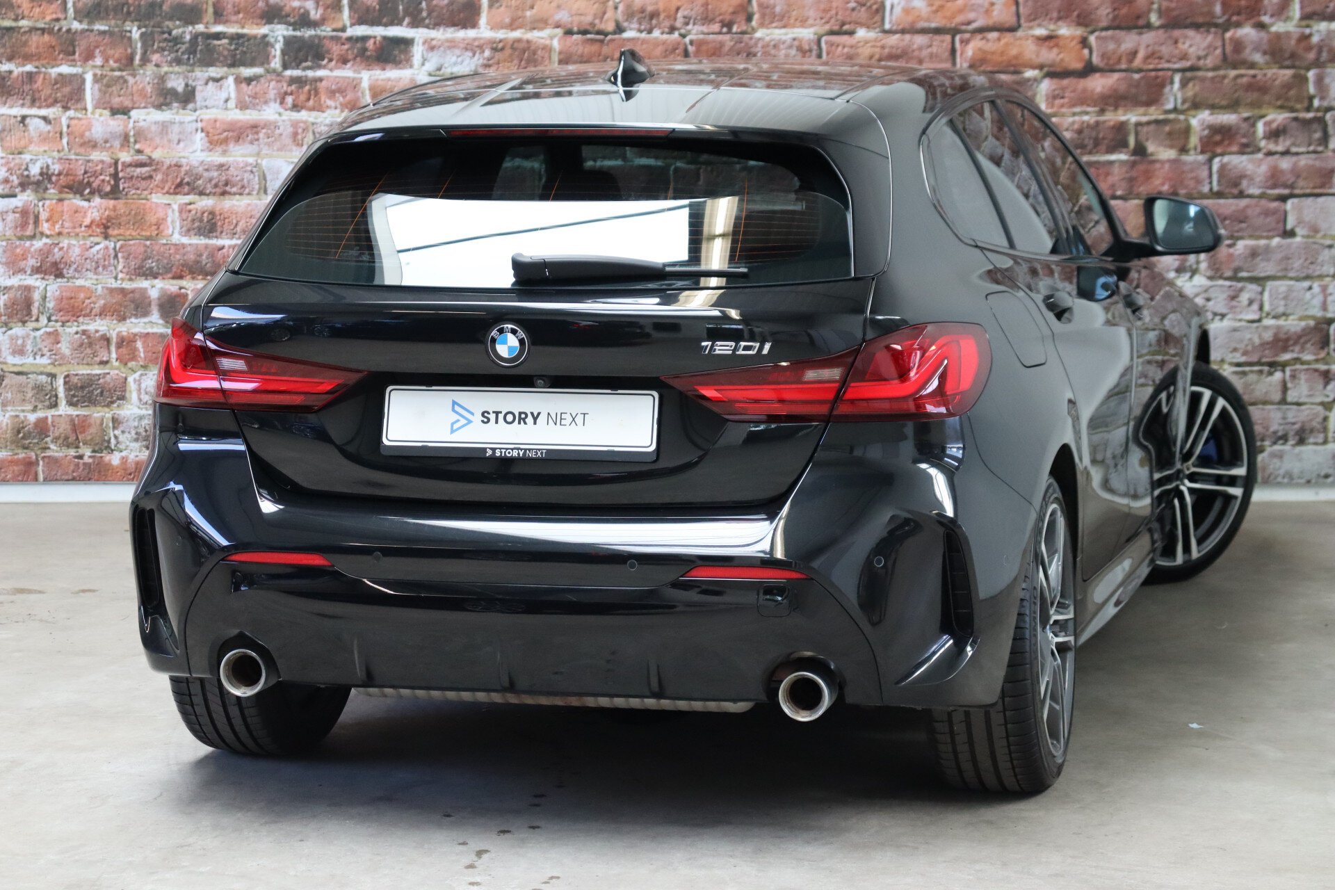 BMW 1 Serie 120i High Executive M Sport Pakket Automaat - Afbeelding 4