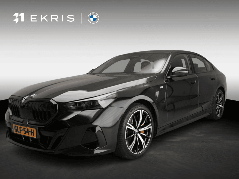 BMW 5 Serie Sedan 550e xDrive - Afbeelding 1
