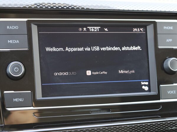 Apple Carplay/Android Auto