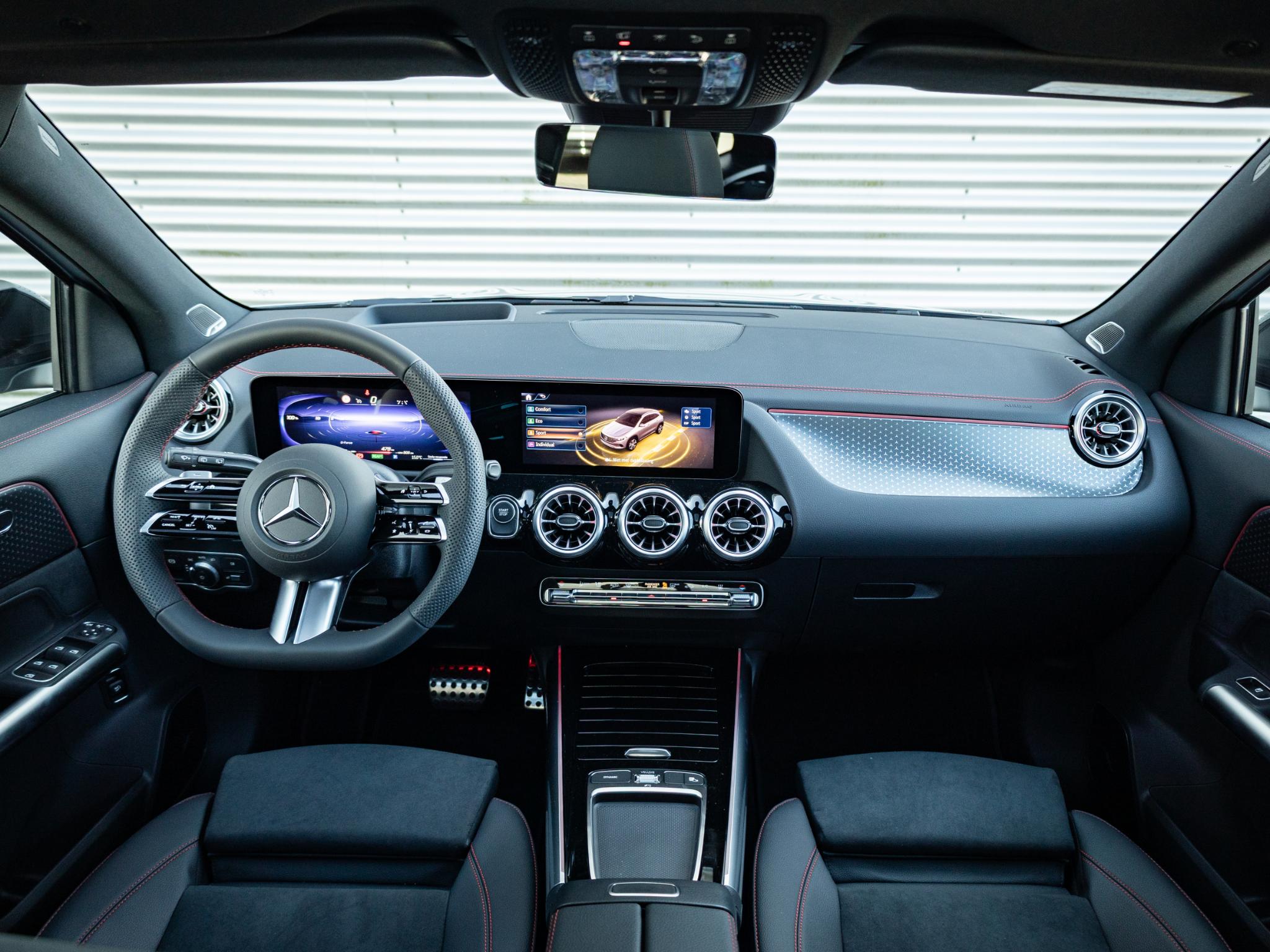 Mercedes-Benz EQA 250+ Business Solution AMG 71 kWh - Afbeelding 3