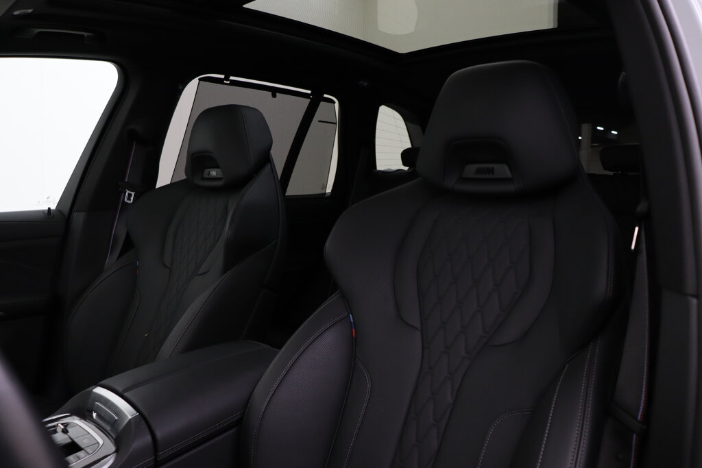 BMW X5 8