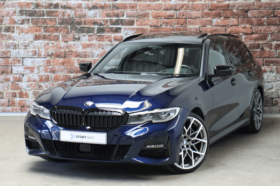 BMW 3 Serie Touring 330i High Executive M Sport Pakket Automaat - Afbeelding 1