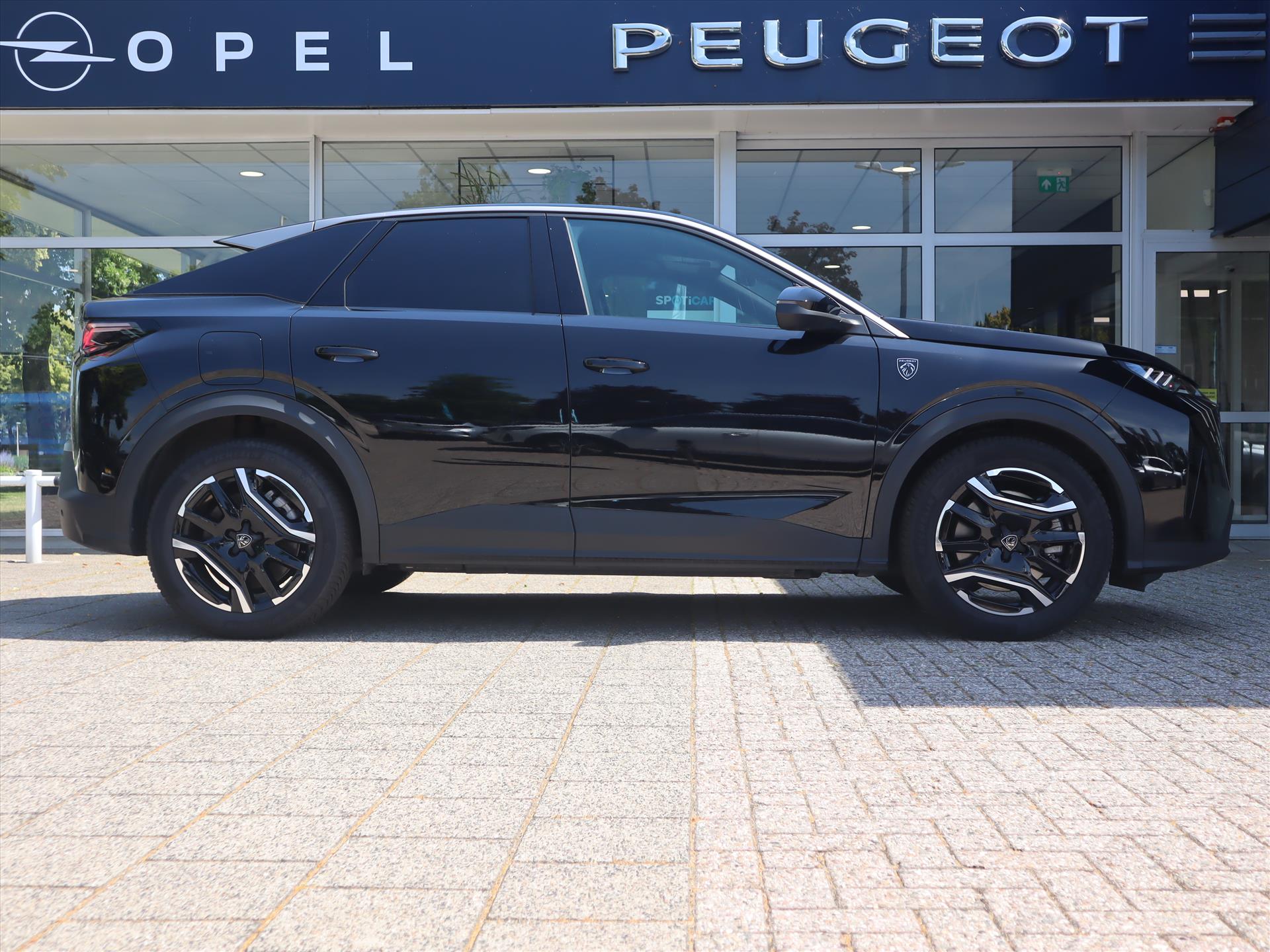 Peugeot 3008 GT Plug-In HYBRID 195PK e-DCS7 Automaat, Rijklaarprijs, Alcantara interieur Adaptieve Cruise 7,4kW lader - Afbeelding 4
