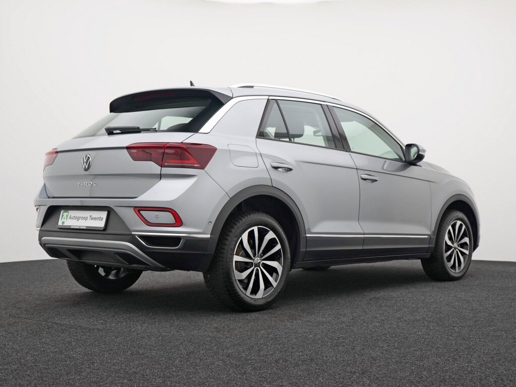Volkswagen T-Roc 1.5 TSI Style | Virtual | Camera | IQ-Light | Stoelverwarming - Afbeelding 2