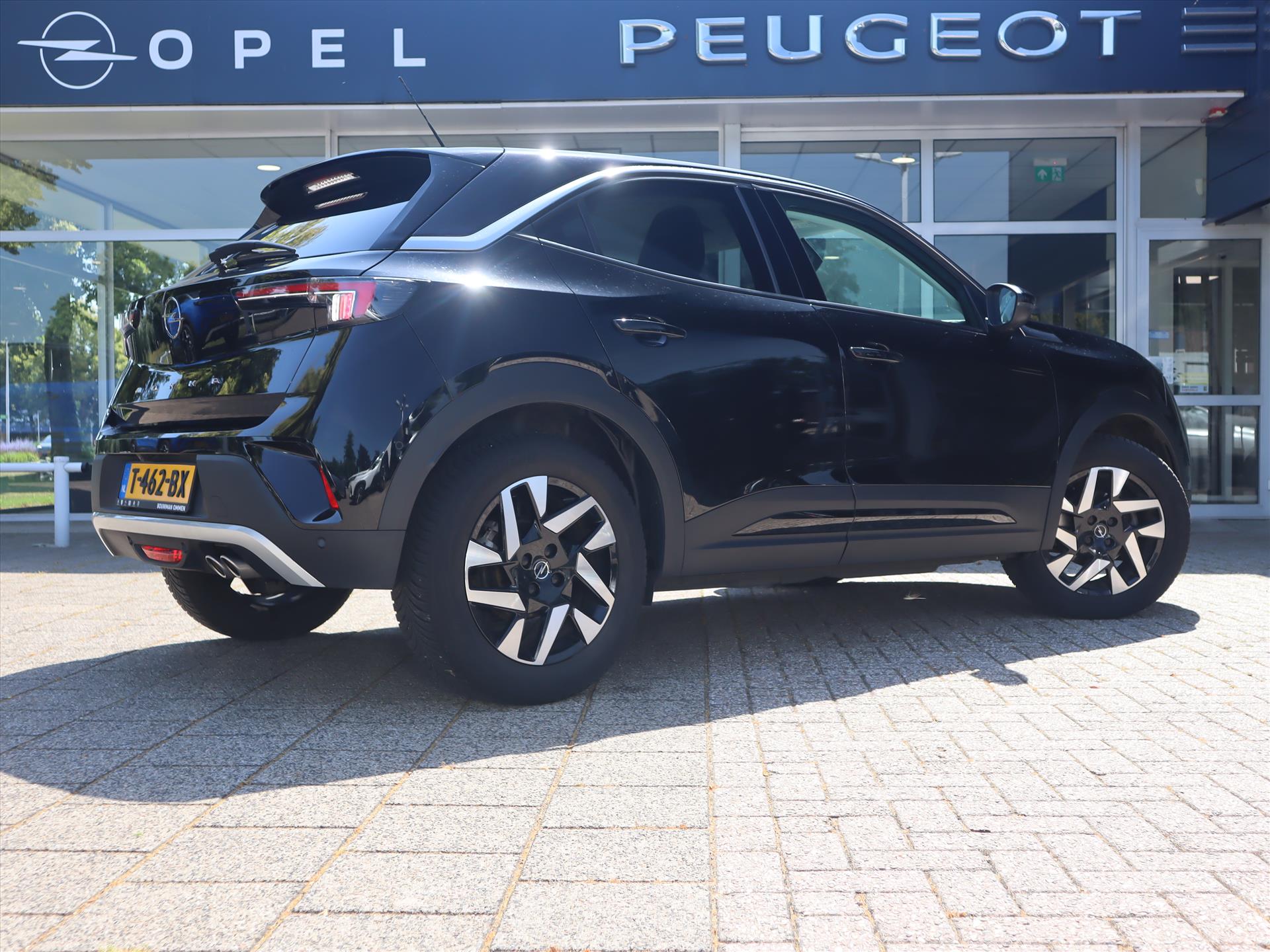 Opel Mokka Ultimate 1.2 Turbo 130PK Start/Stop AT8 Automaat, Rijklaarprijs, Trekhaak afn. Navigatie Camera - Afbeelding 4