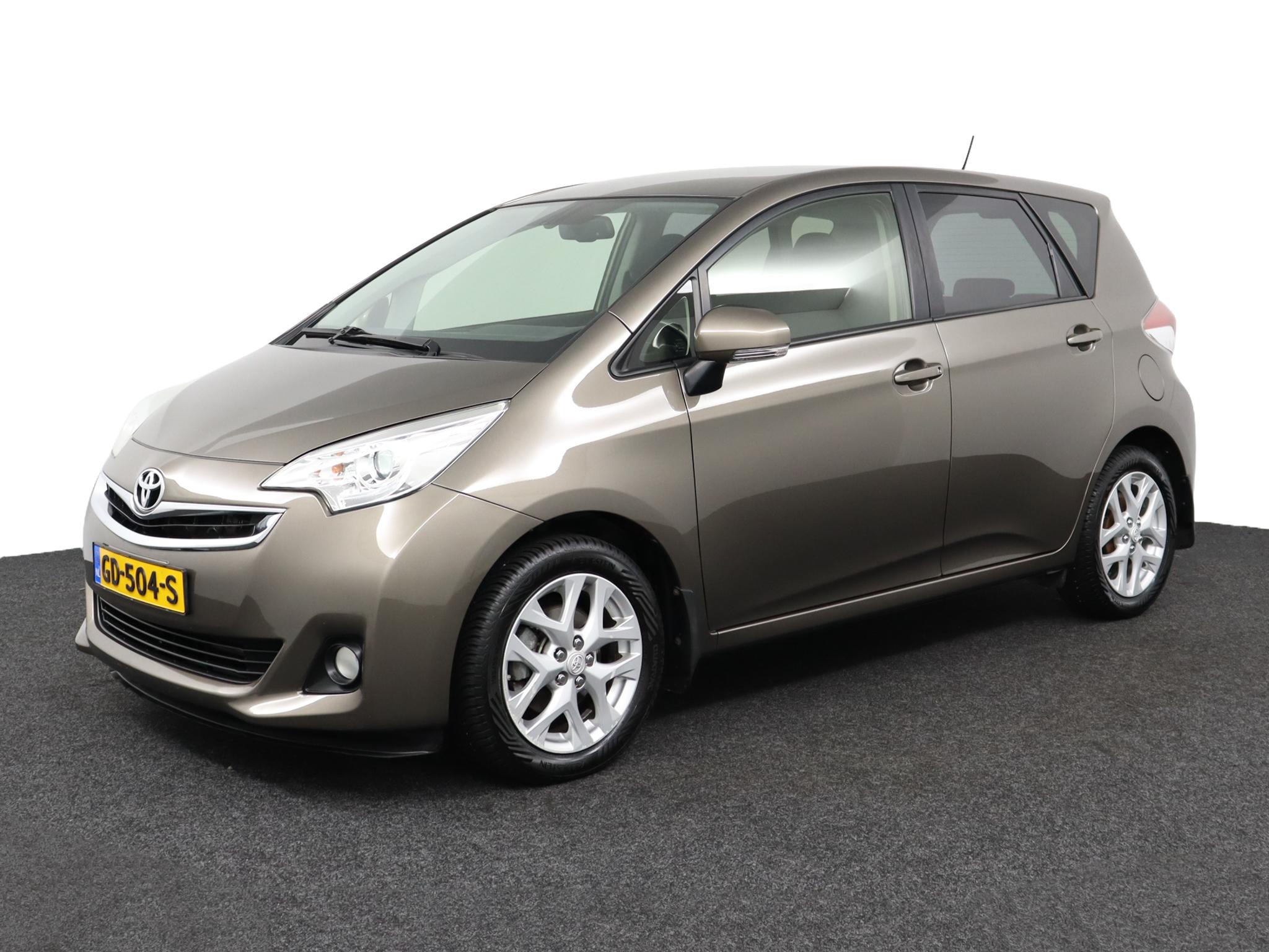 Toyota Verso-S 1.3 VVT-i Dynamic