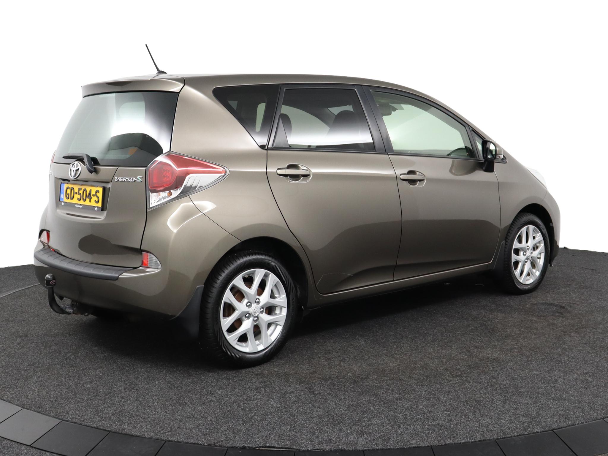 Toyota Verso-S 1.3 VVT-i Dynamic - Afbeelding 2