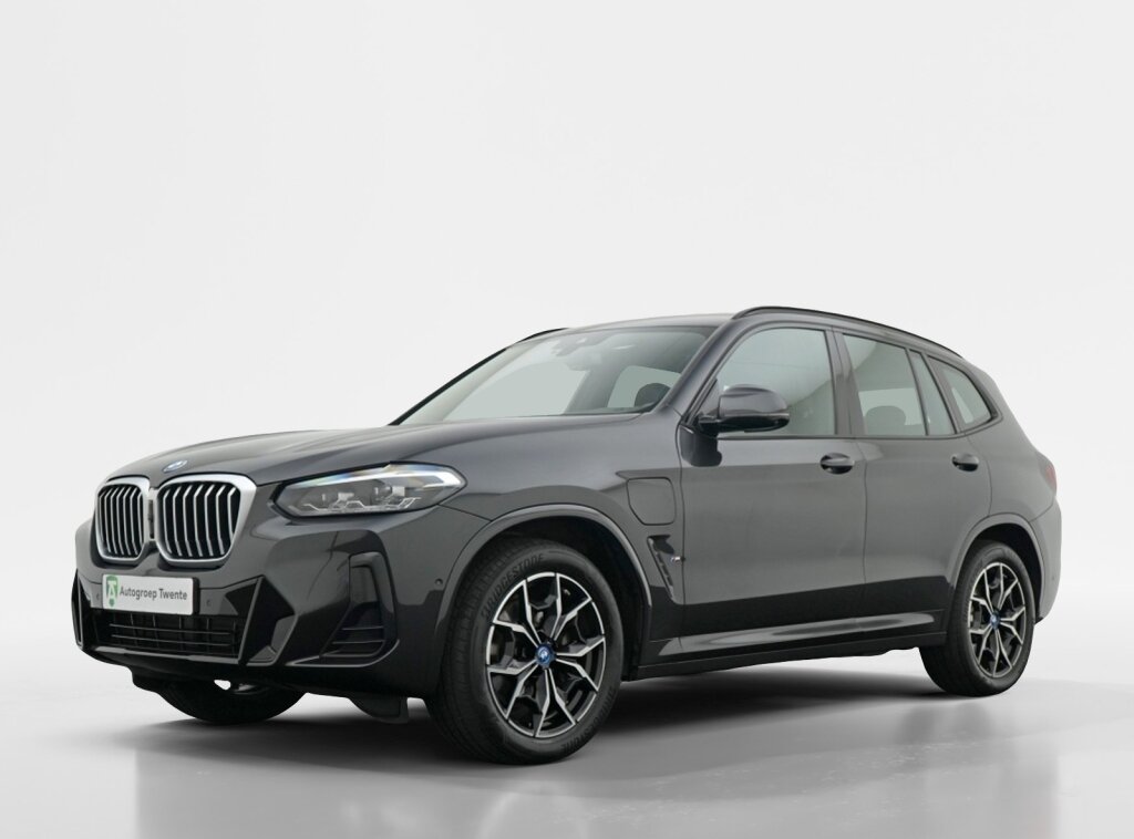 BMW X3 xDrive30e High Executive | M-Sport Aero | 360 cam | Elek. klep