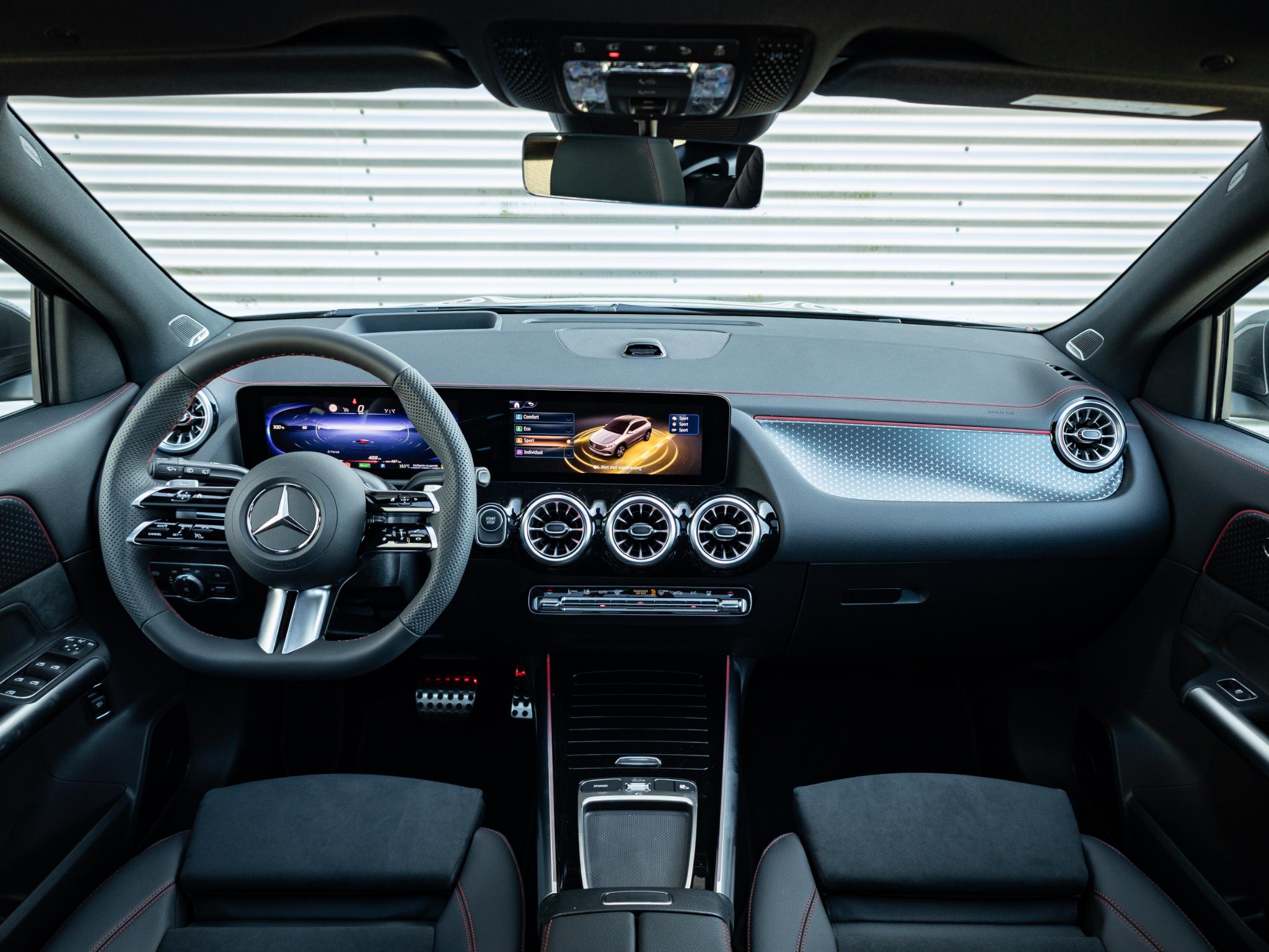 Mercedes-Benz EQA 250+ Business Solution AMG 71 kWh - Afbeelding 3