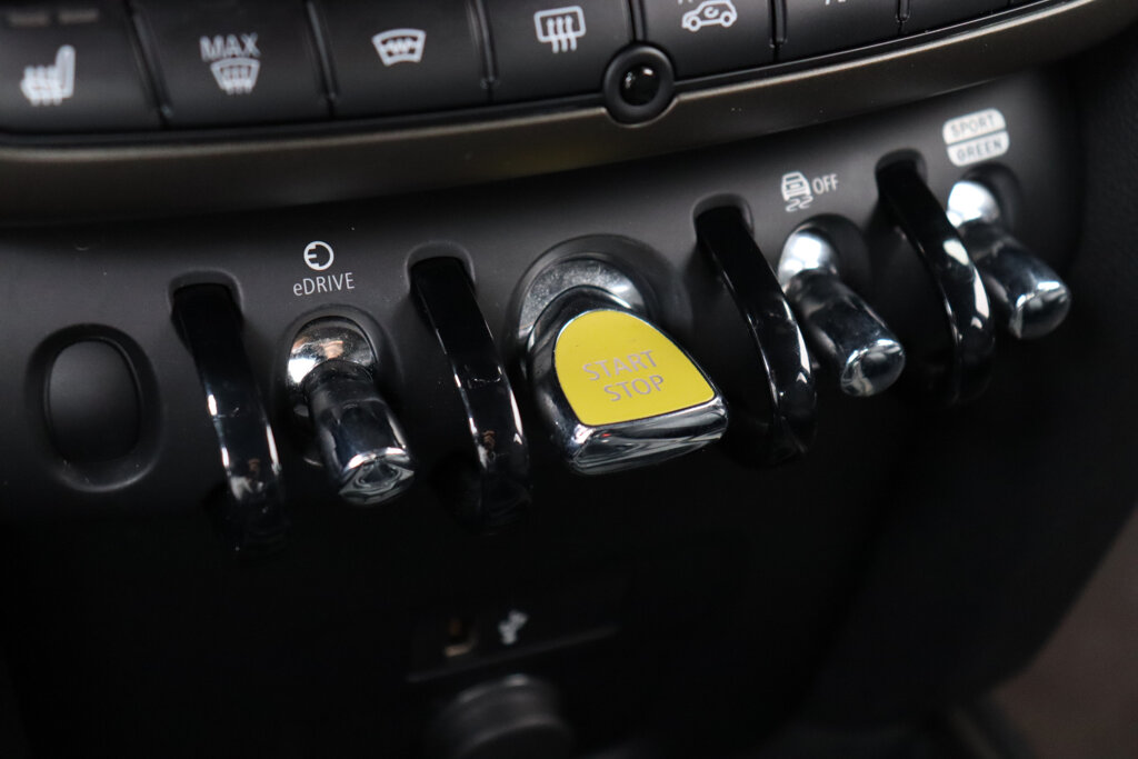 MINI Countryman 18