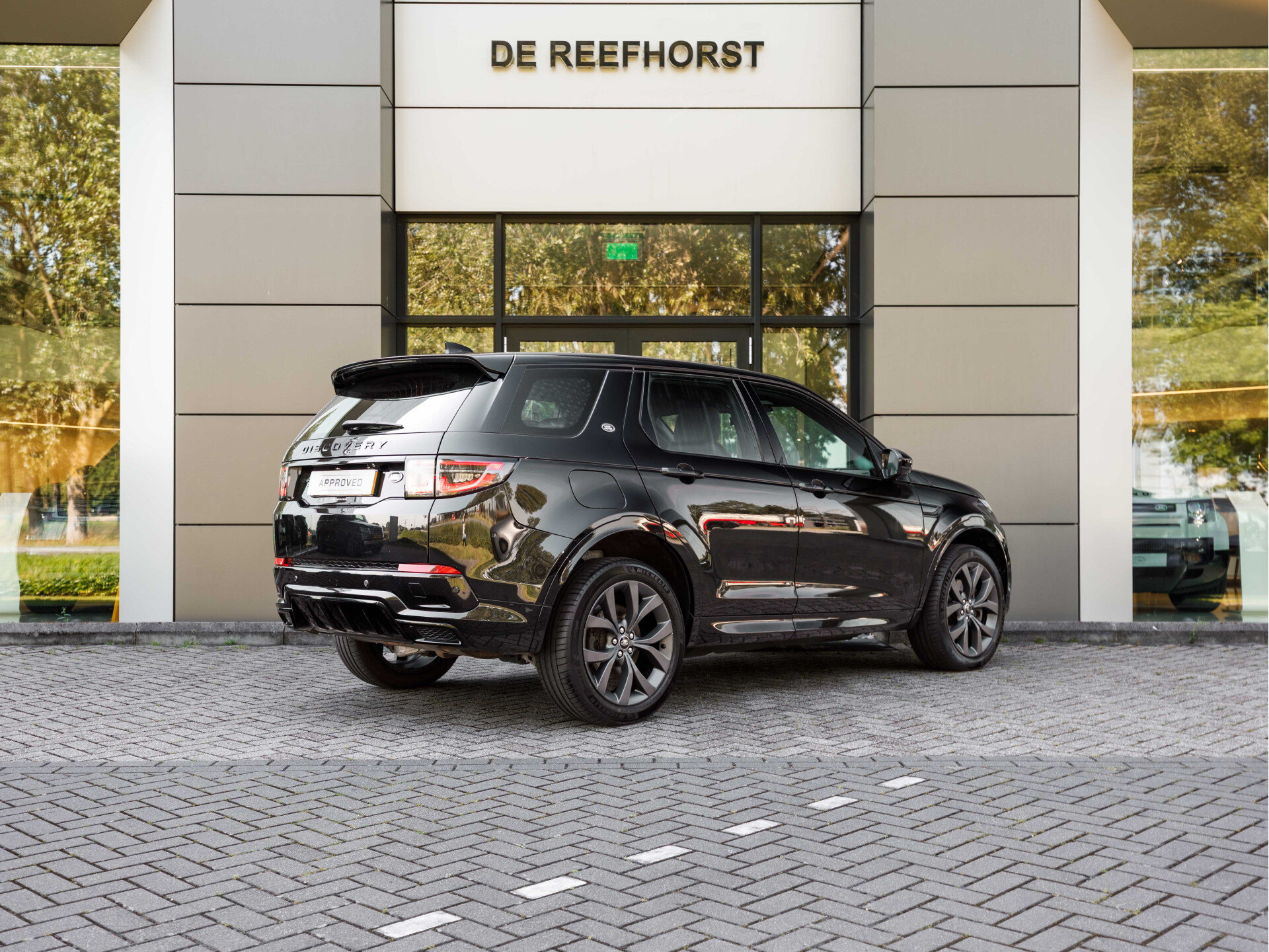 Land Rover Discovery Sport P300e R-Dynamic SE - Afbeelding 2
