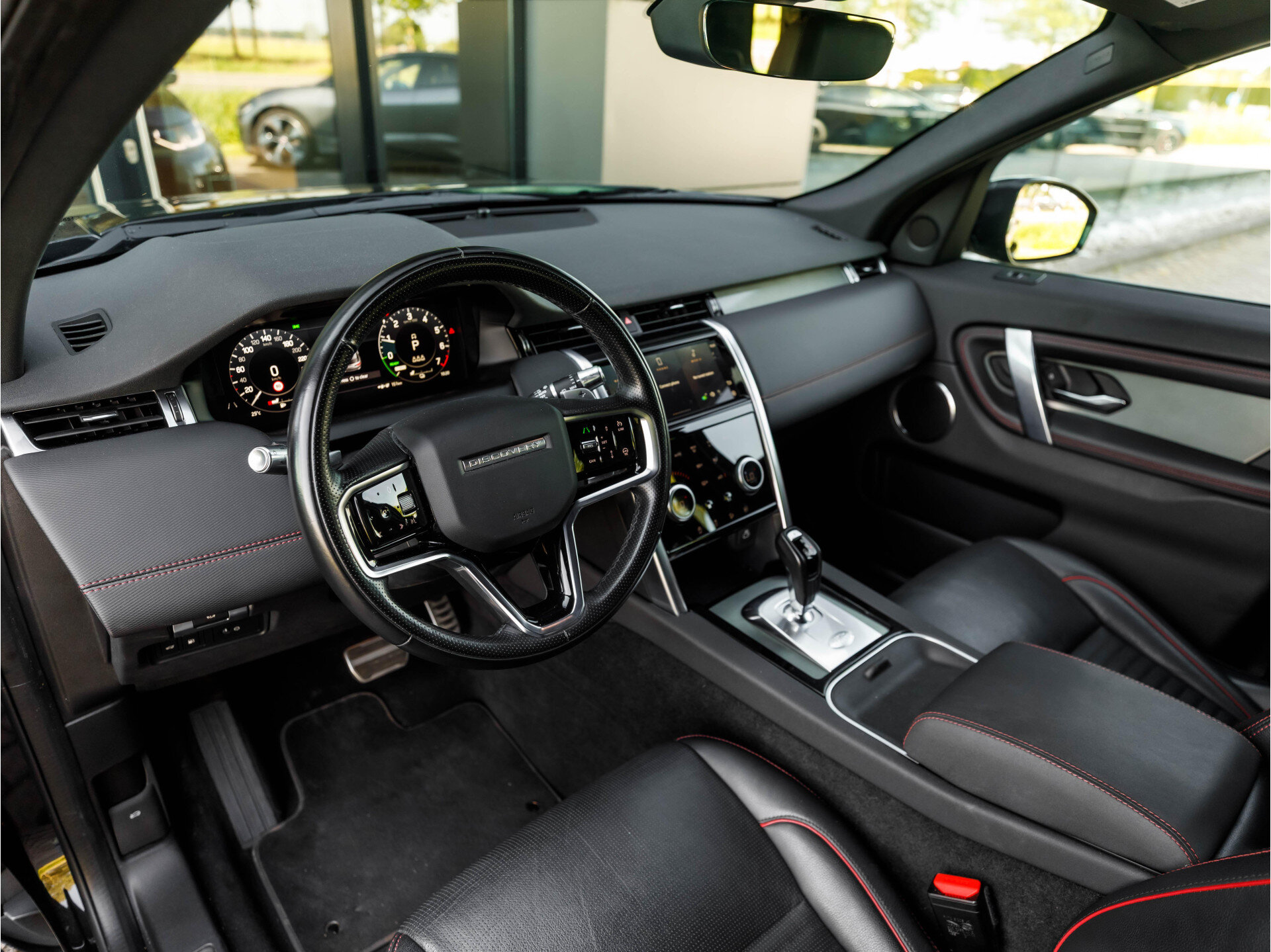 Land Rover Discovery Sport P300e R-Dynamic SE - Afbeelding 3