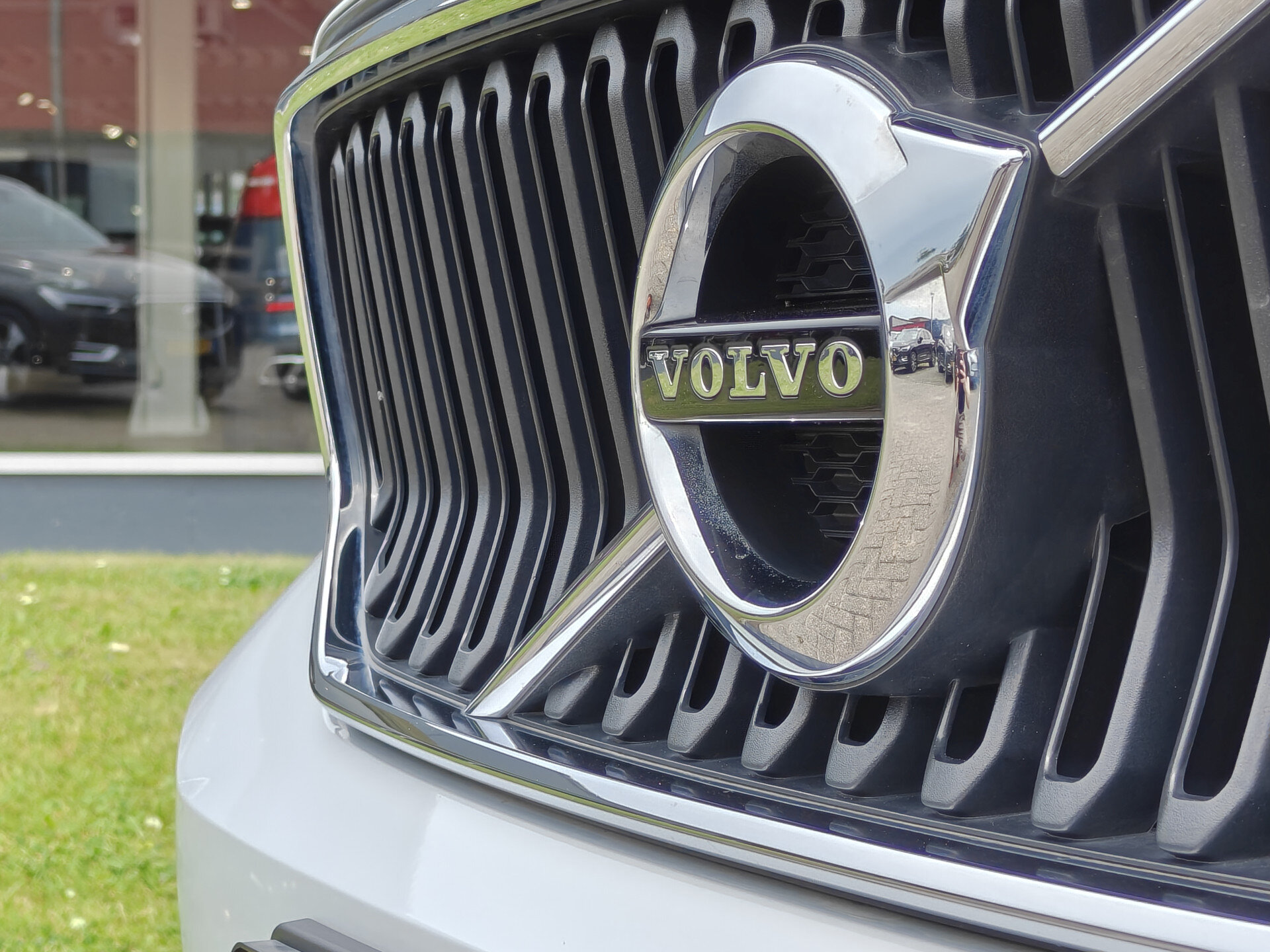 Volvo XC40 T2 130PK Momentum Business - Afbeelding 4