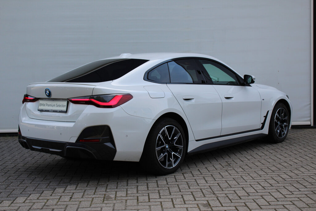 BMW i4 2