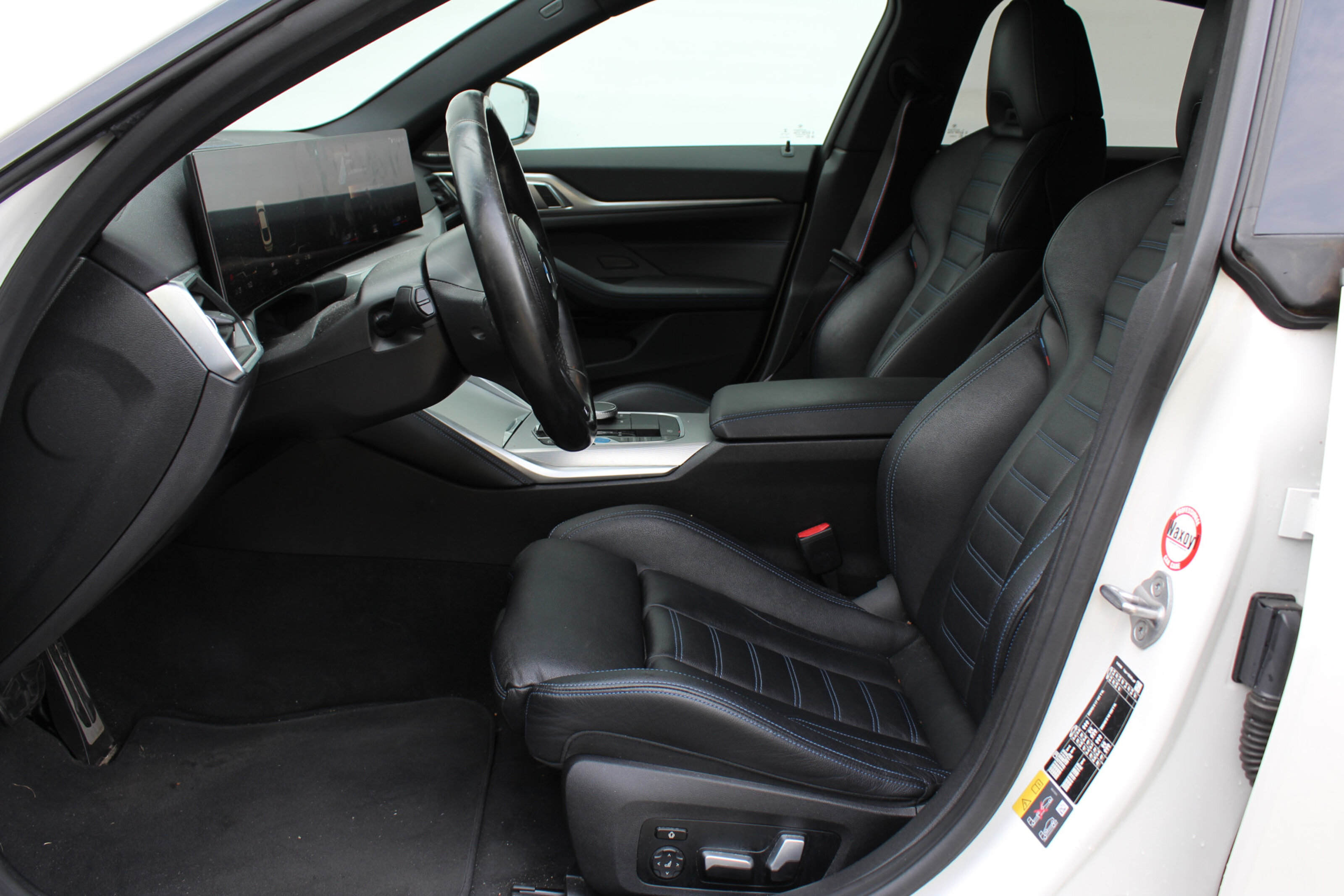 BMW i4 7