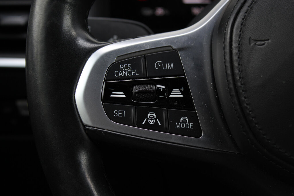 BMW i4 17
