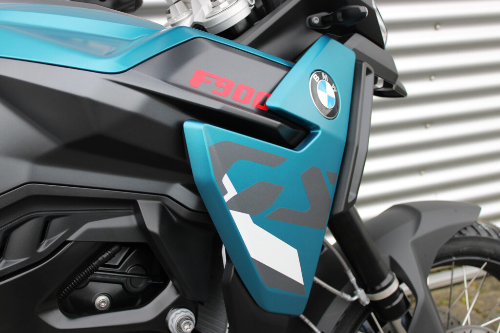 BMW F 900 GS 8