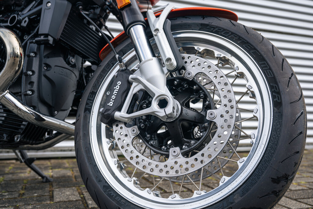 BMW R nineT 14
