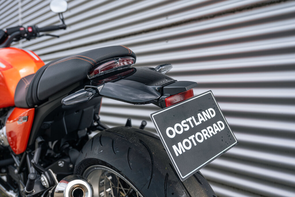 BMW R nineT 21