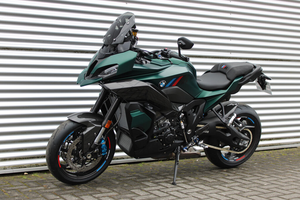 BMW M 1000 XR 11