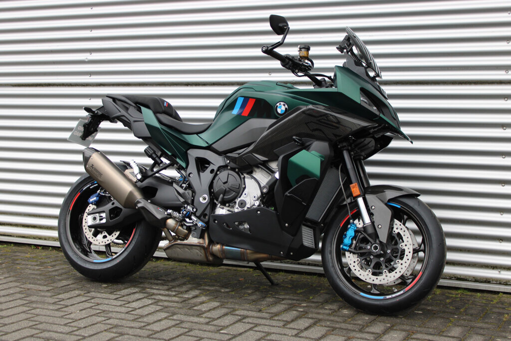 BMW M 1000 XR 14