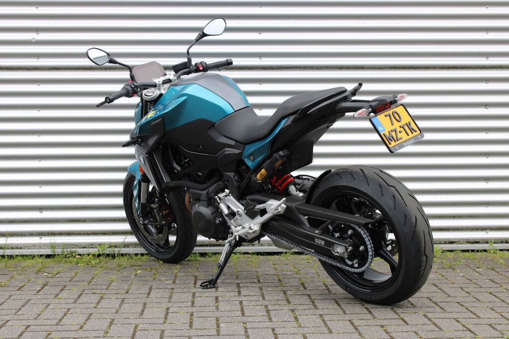 BMW F 900 R 16