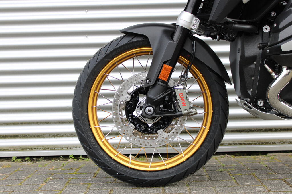 BMW R 1300 GS 10