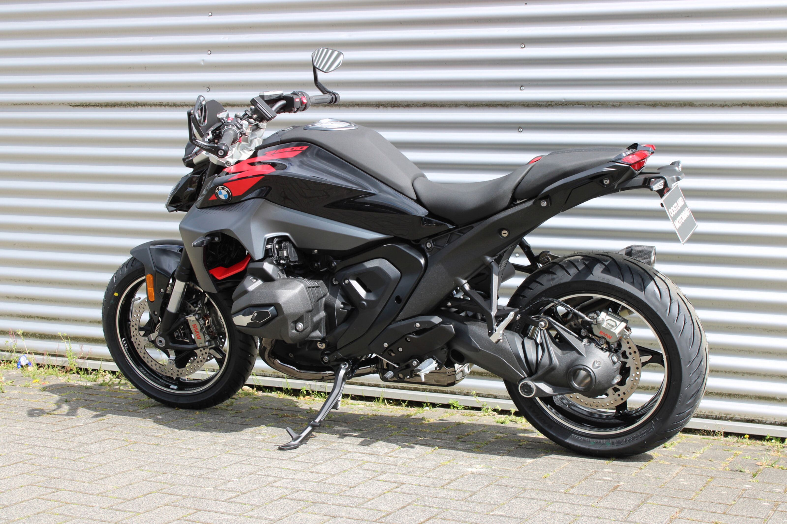 BMW R 1300 R 7