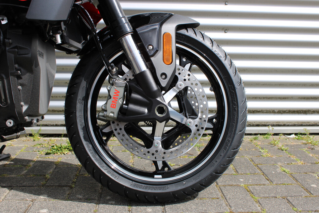 BMW R 1300 R 11