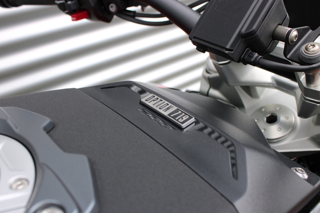 BMW R 1300 R 12