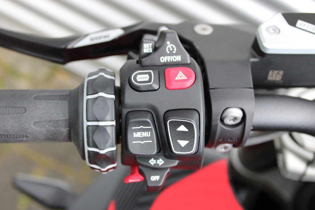 BMW R 1300 R 26
