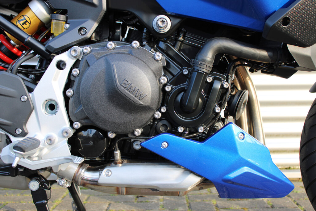 BMW F 900 XR 4