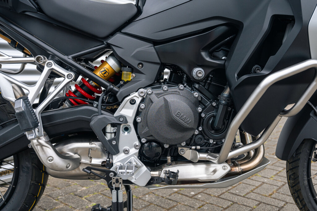 BMW F 900 GS 10