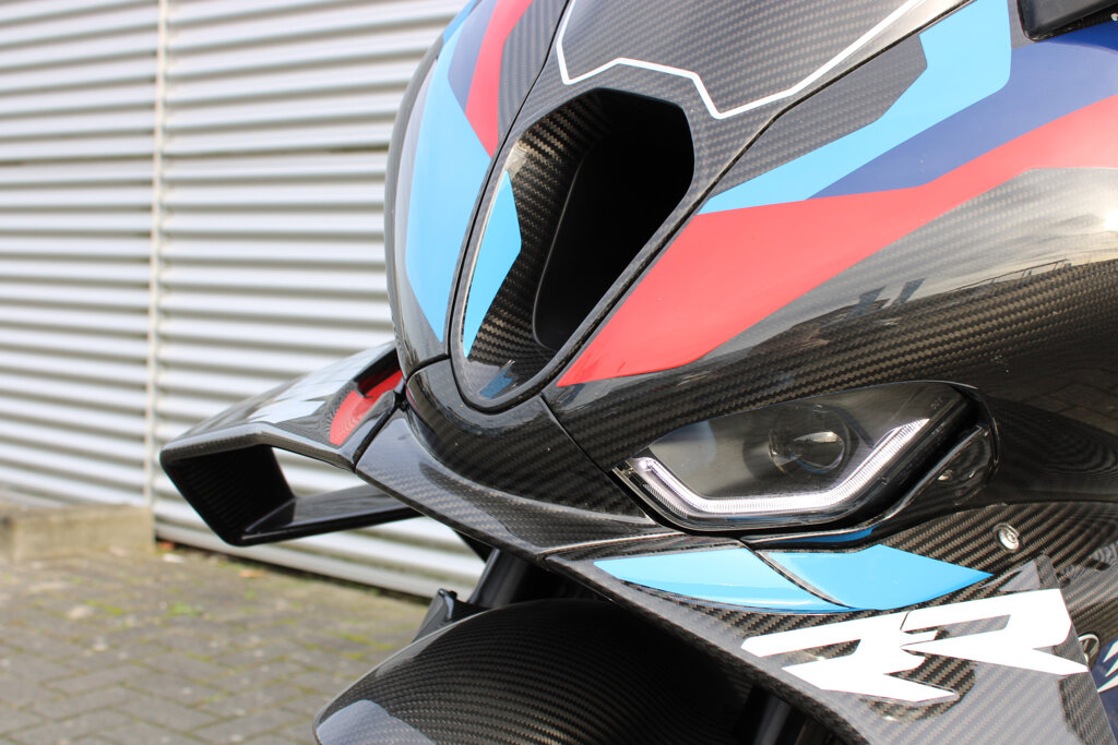 BMW M 1000 RR 23