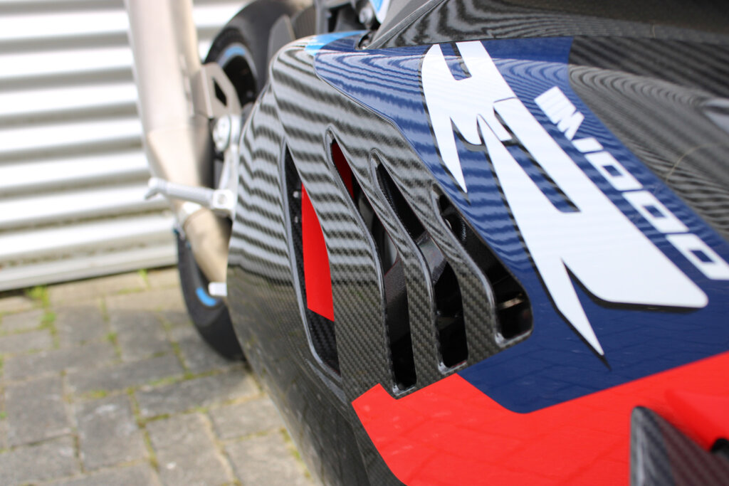 BMW M 1000 RR 24