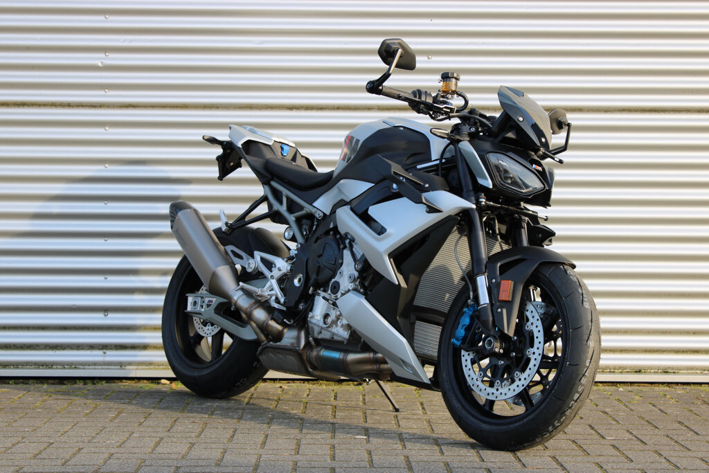 BMW M 1000 R 5
