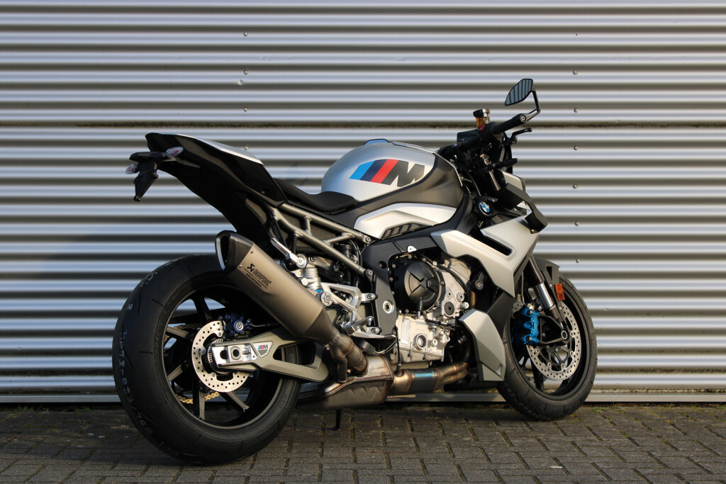 BMW M 1000 R 13