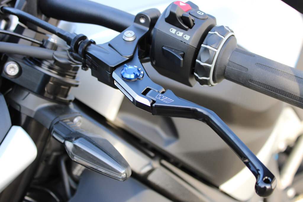 BMW M 1000 R 16