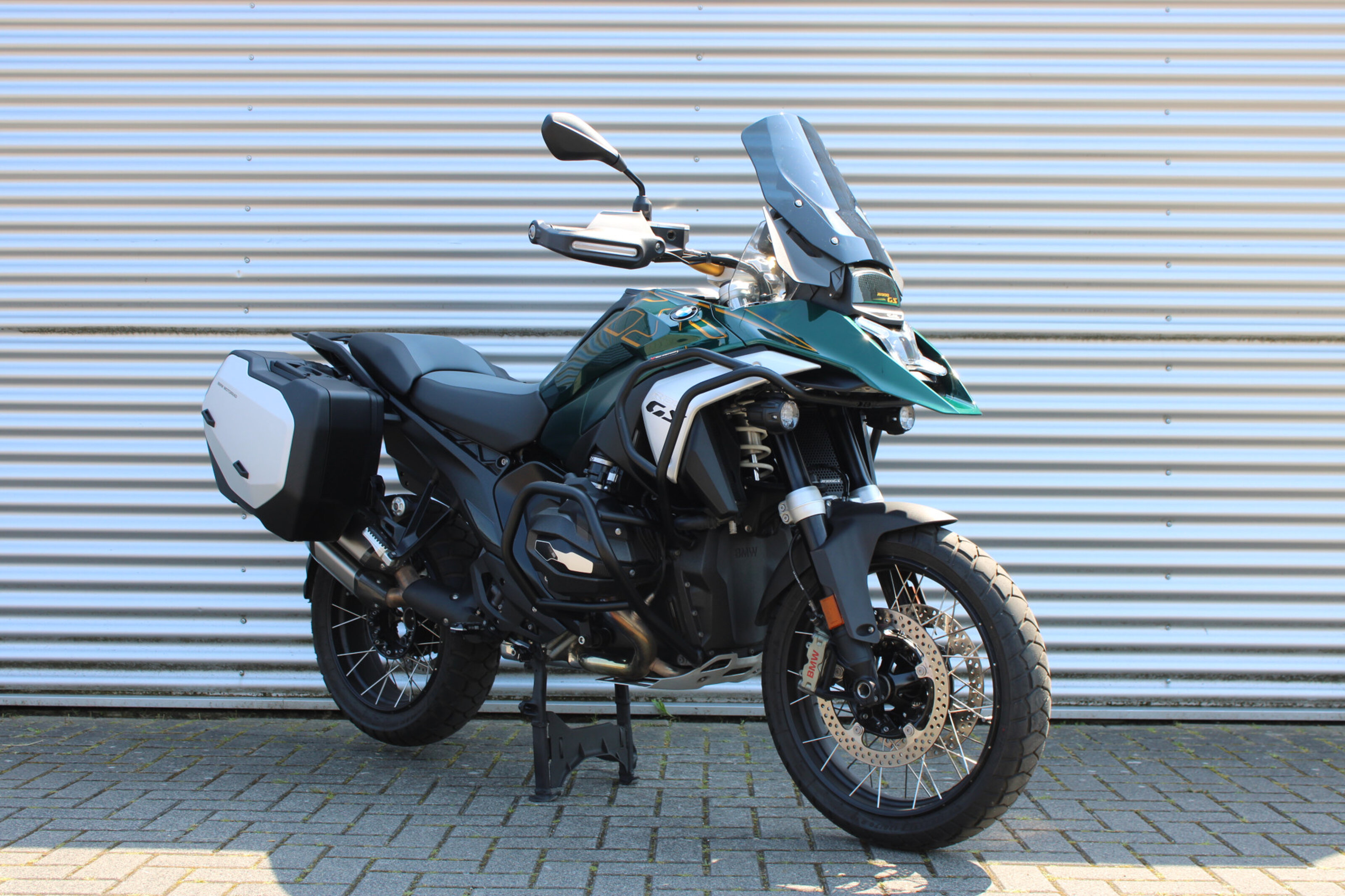BMW R 1300 GS |1ste eigenaar |Akrapovic |Dealer onderhouden |Option 719