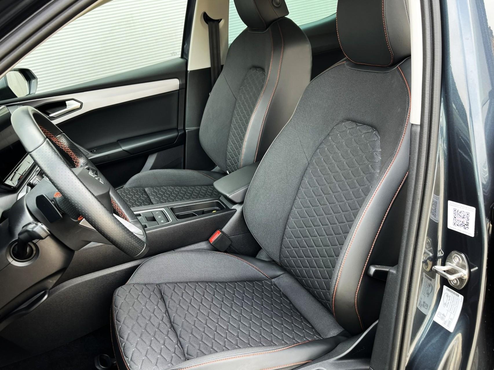 SEAT León