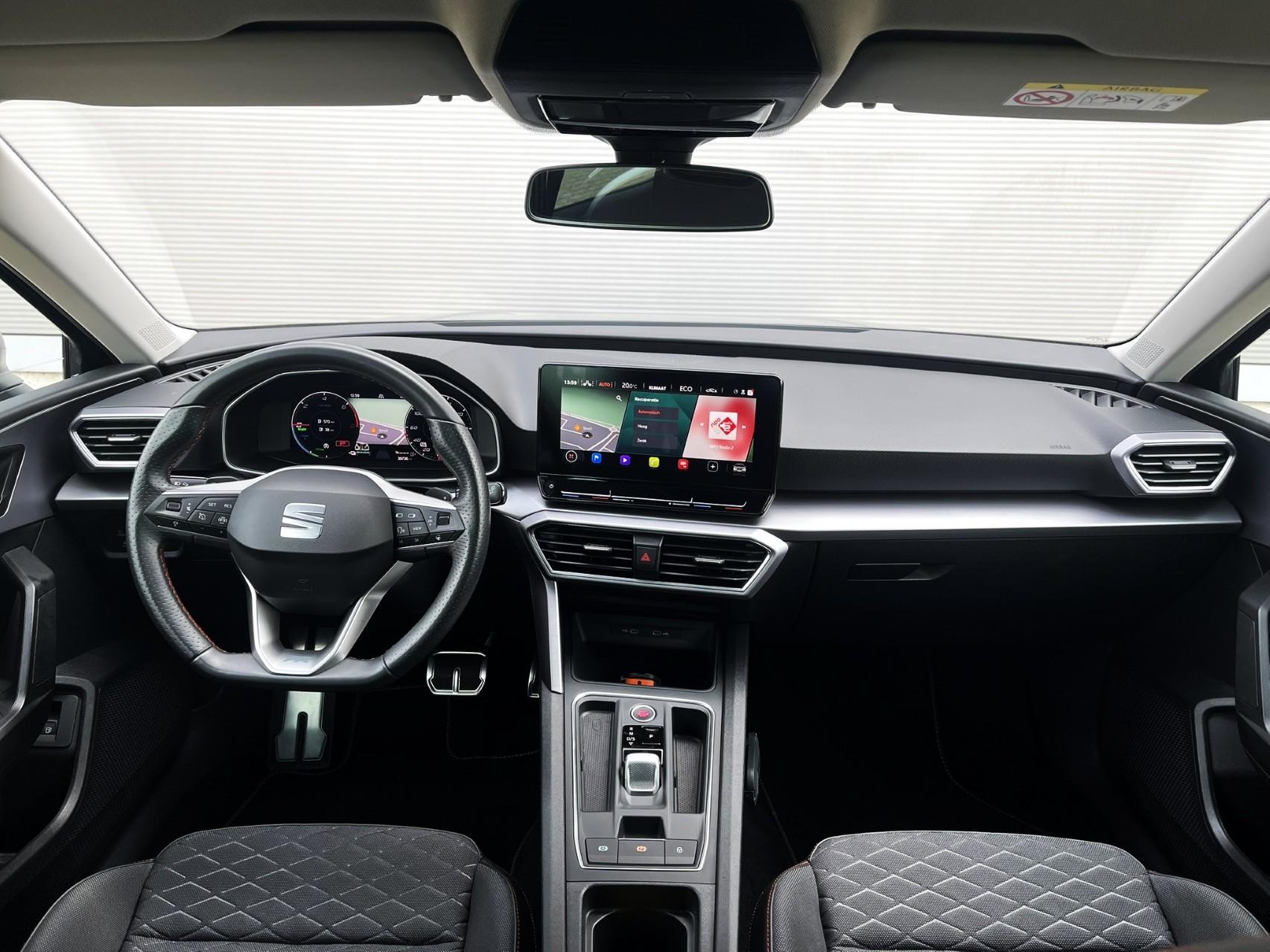 SEAT León