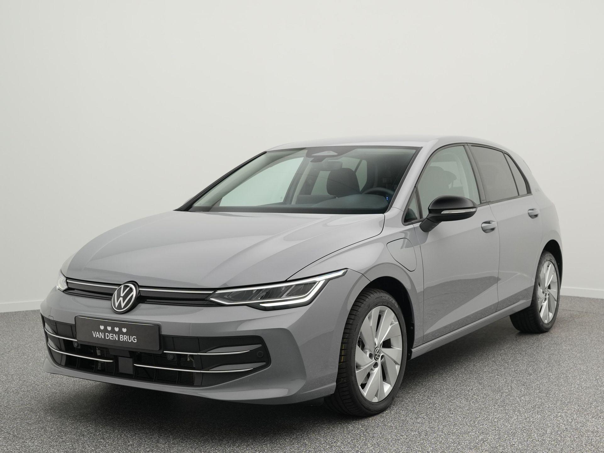 Volkswagen Golf 1.5 eHybrid Life Edition 204 PK