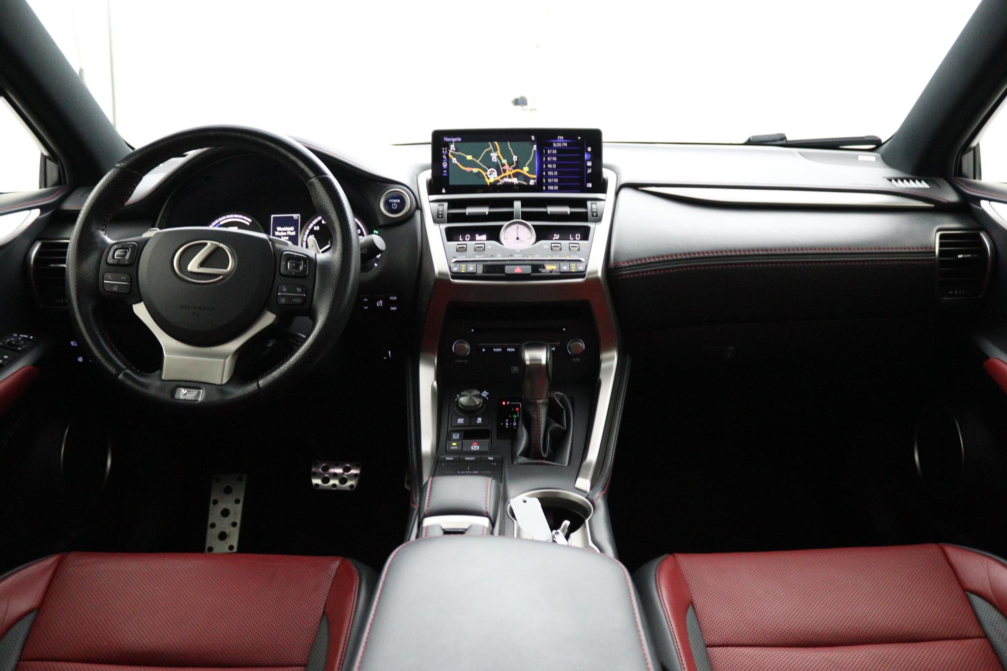 Lexus NX 300h AWD F F SPORT Line - Afbeelding 4