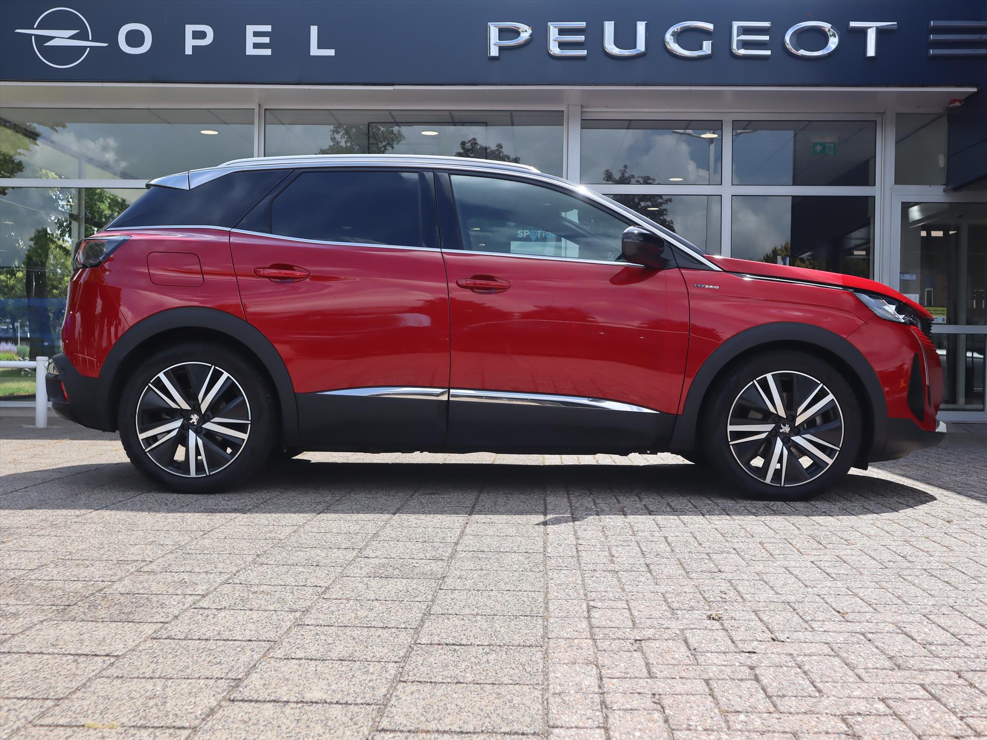 Peugeot 3008 GT Pack Business Plug-in HYbrid 225pk e-EAT8 Automaat, Rijklaarprijs, Alcantara bekleding Panoramadak FOCAL HiFi 7,4 kW lader - Afbeelding 3