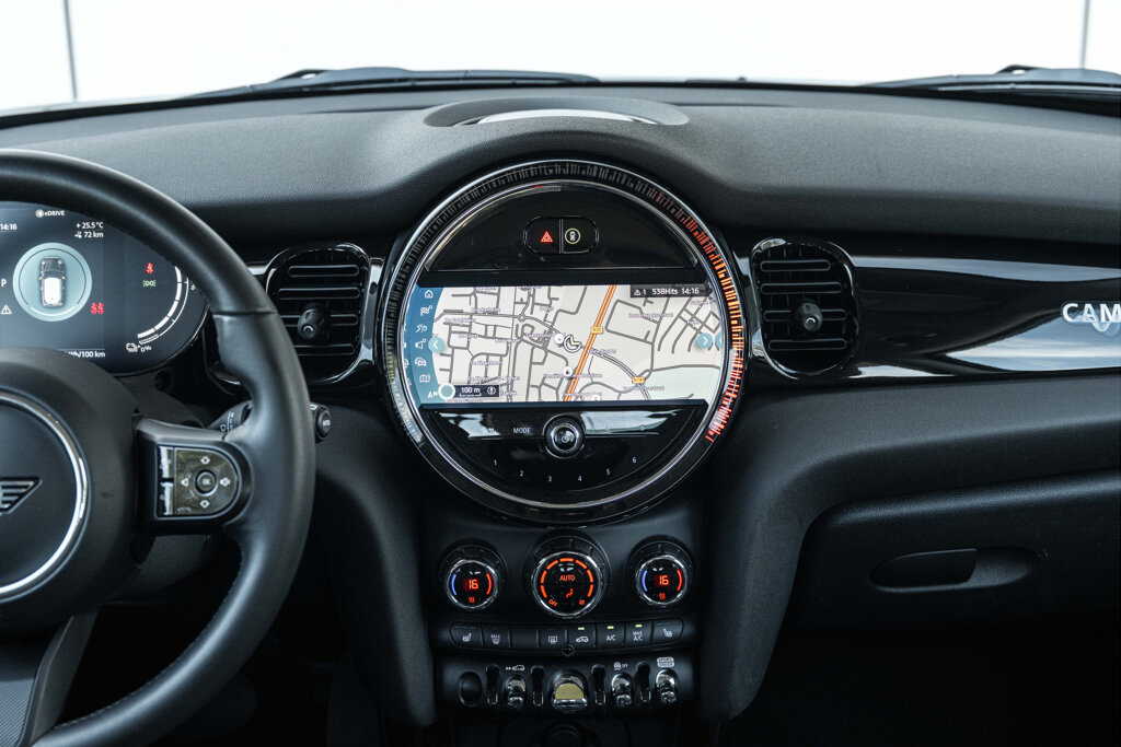 MINI Electric 33