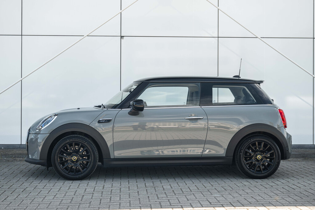 MINI Electric 38
